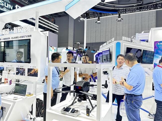 翼輝信息亮相第25屆上海工博會，引領工業智能化新浪潮